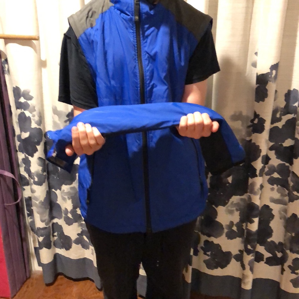 Convertible vest jacket - Picture 5 of 6